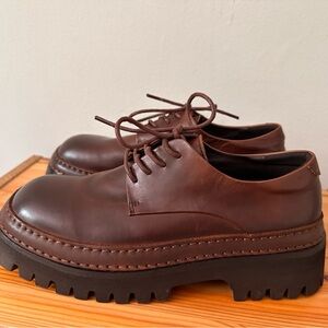 Women’s leather oxfords shoes size 38